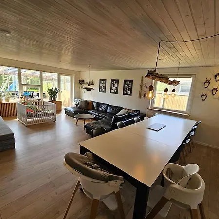 Apartment Stort Hus Lige Mellem Hav Og Fjord Hvide Sande